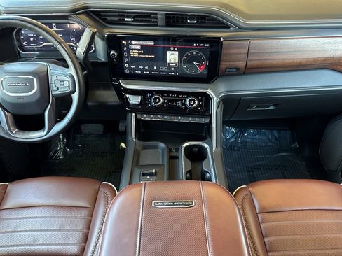 Certified 2025 GMC Sierra 2500 Denali Ultimate AWD/4WD image 14