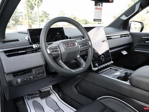 New 2026 GMC Sierra EV Elevation image 33