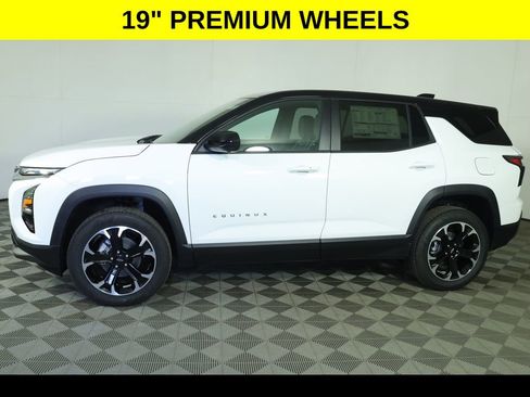 New 2026 Chevrolet Equinox LT FWD image 9