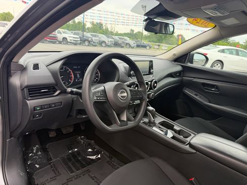 Used 2024 Nissan Sentra S FWD image 12