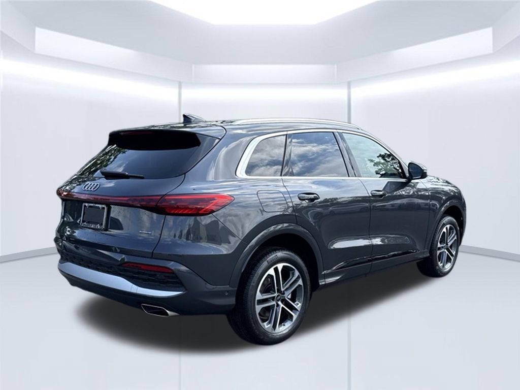 New 2026 Audi Q5 Premium AWD/4WD image 5