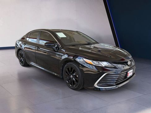 Used 2024 Toyota Camry LE FWD image 7