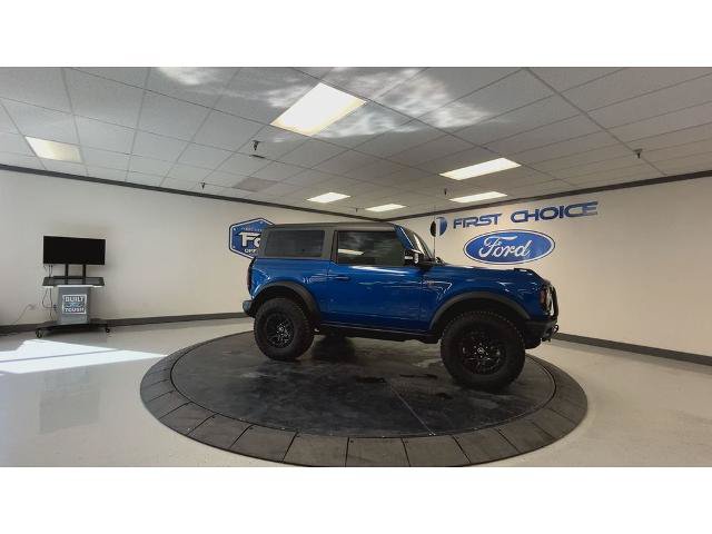 Certified 2021 Ford Bronco First Edition AWD/4WD image 3