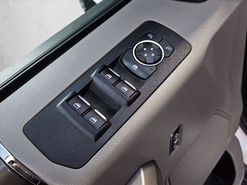 Used 2019 Ford F150 XLT w/ Equipment Group 302A Luxury RWD image 20