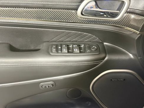 Used 2017 Jeep Grand Cherokee SRT AWD/4WD image 22