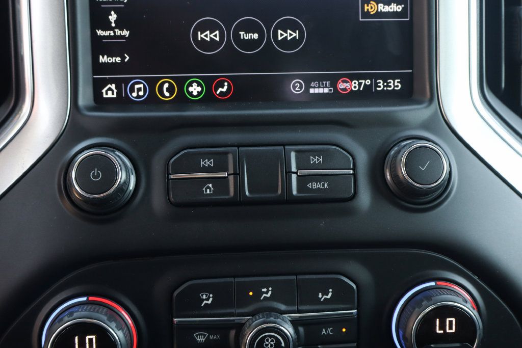 Used 2020 Chevrolet Silverado 1500 LT Trail Boss w/ Midnight Edition AWD/4WD image 36