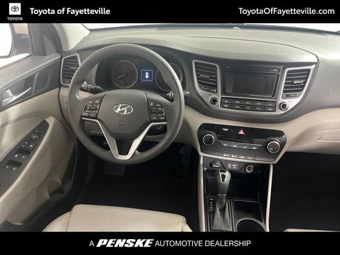 Used 2016 Hyundai Tucson SE FWD image 13
