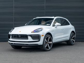 New 2025 Porsche Macan image 1