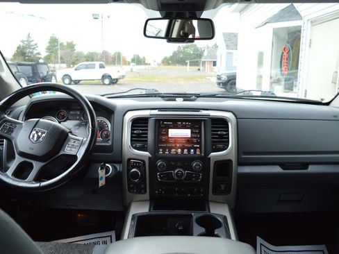 Used 2014 RAM 1500 Big Horn image 30