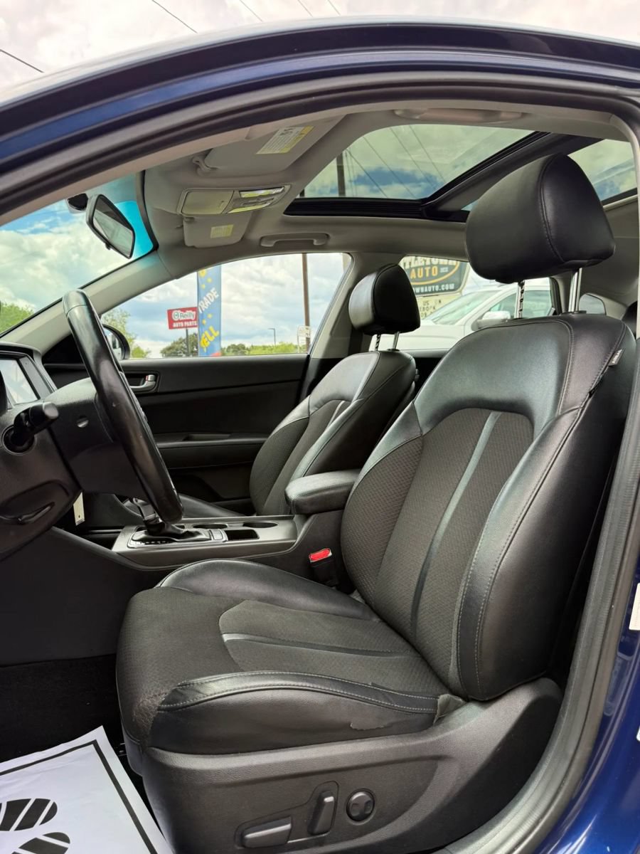 Used 2018 Kia Optima S w/ Panoramic Sunroof Package FWD image 12
