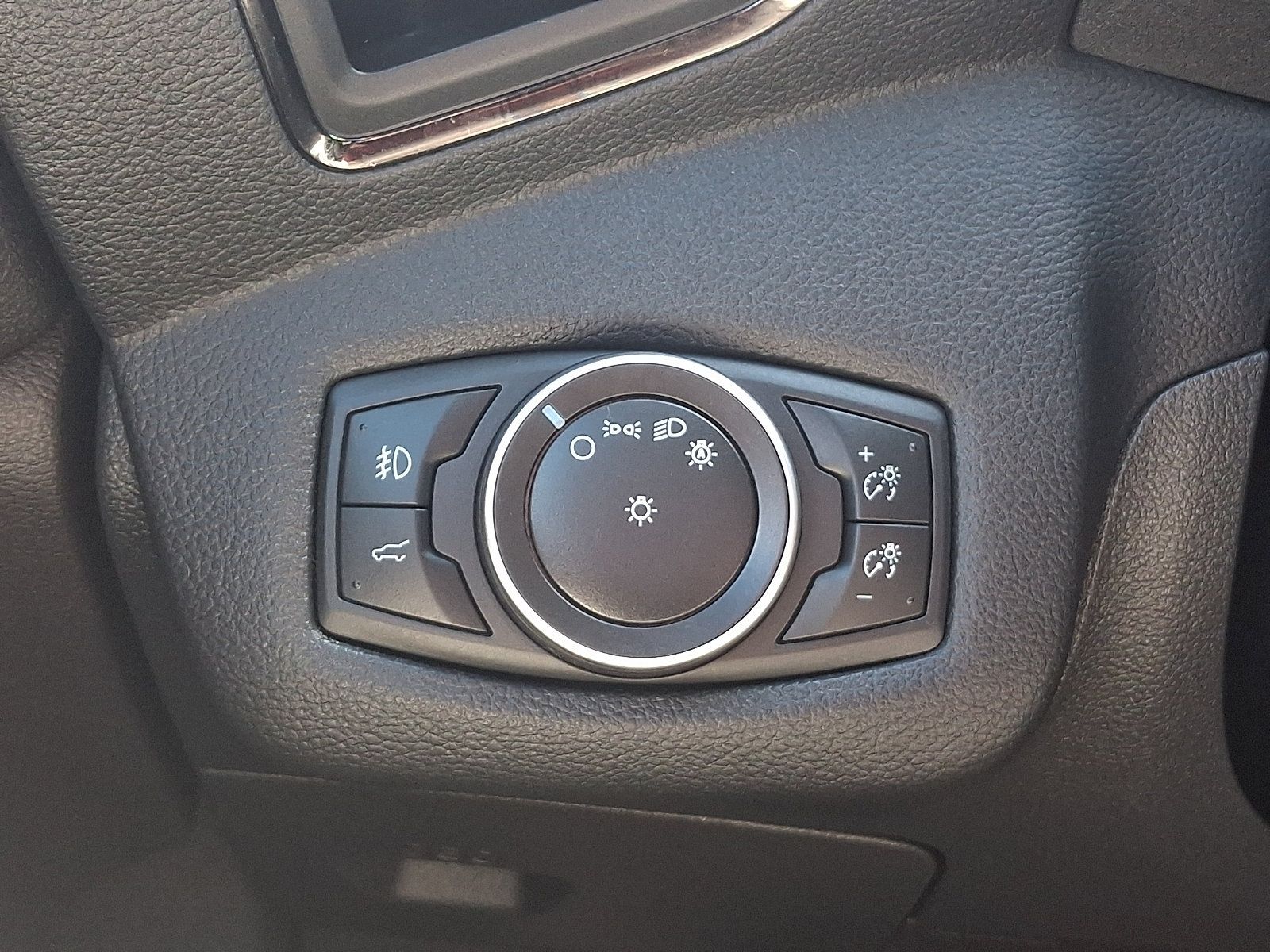 Used 2018 Ford Escape SEL AWD/4WD image 23