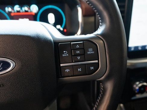 Used 2022 Ford F150 Lariat w/ Equipment Group 502A High image 32