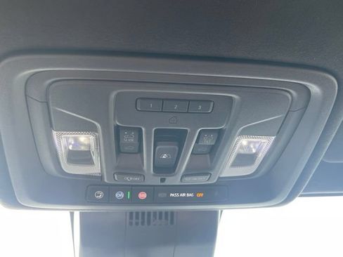 Used 2024 GMC Sierra 1500 Denali Ultimate AWD/4WD image 35