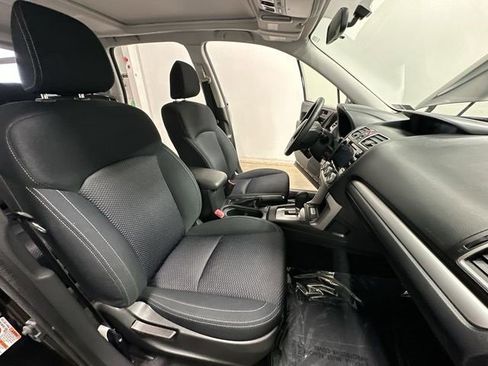 Used 2018 Subaru Forester 2.5i Premium w/ All-Weather Package image 21