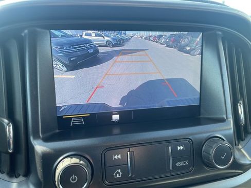 Used 2021 Chevrolet Colorado Z71 w/ Safety Package image 12