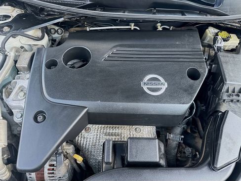 Used 2013 Nissan Altima 2.5 SV w/ 2.5SV Convenience Pkg FWD image 38