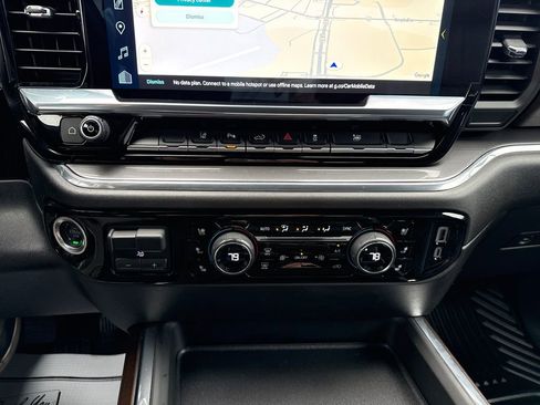 Used 2024 Chevrolet Silverado 2500 High Country image 24