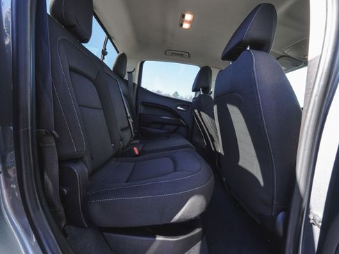 Used 2022 Chevrolet Colorado LT w/ LT Convenience Package image 31