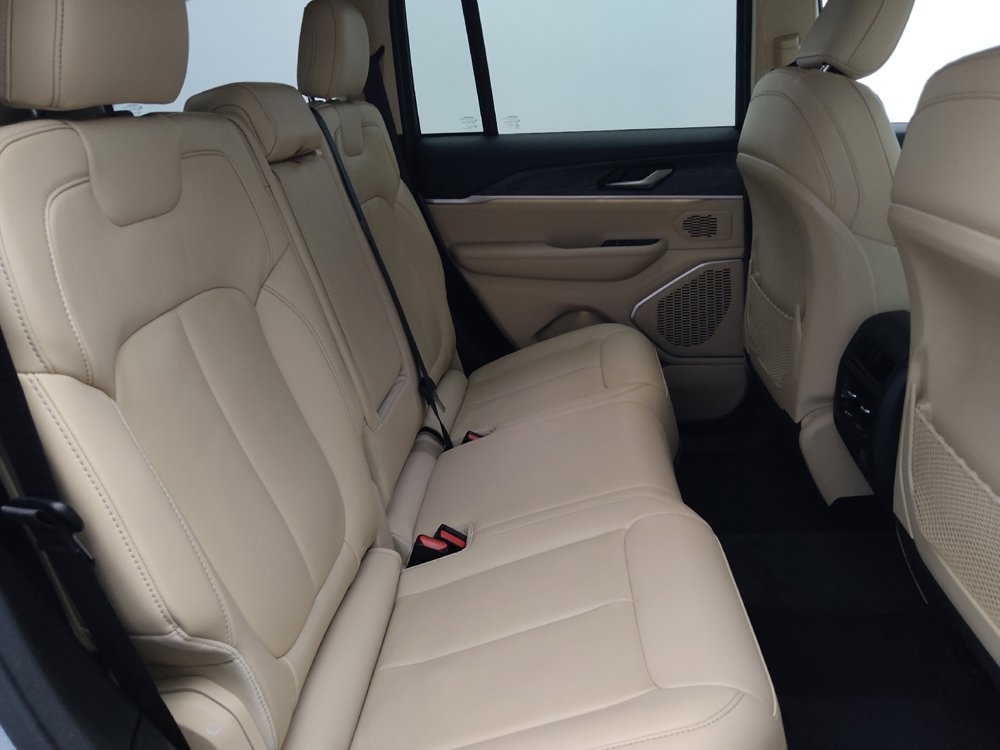 Used 2022 Jeep Grand Cherokee Limited w/ MOPAR Finishing Package RWD image 19