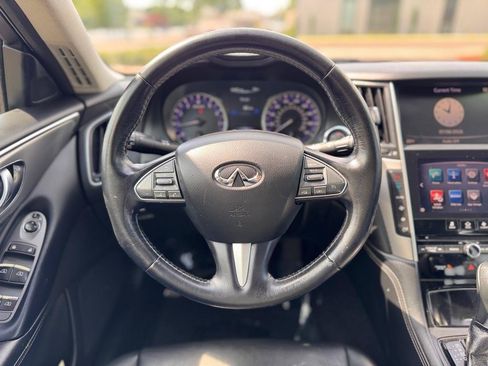 Used 2017 INFINITI Q50 2.0t w/ Moonroof Package AWD/4WD image 12
