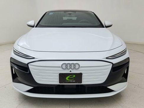 Used 2025 Audi A6 e-tron Premium w/ Convenience Package image 2
