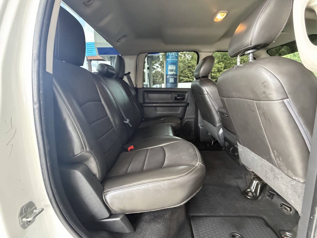 Used 2012 RAM 2500 ST w/ Chrome Appearance Group AWD/4WD image 9