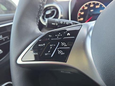 New 2026 Mercedes-Benz GLC 300 4MATIC image 17