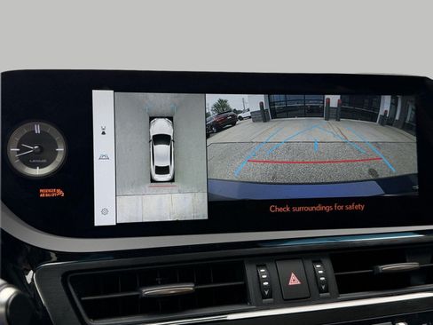 Used 2025 Lexus ES 300h w/ Accessory Package (Z1) FWD image 36