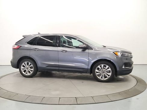 Used 2023 Ford Edge Titanium AWD/4WD image 8