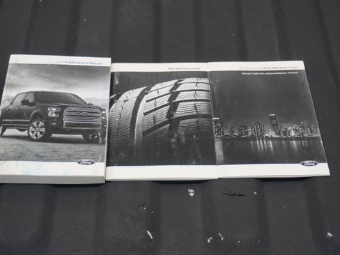 Used 2017 Ford F150 XL w/ Equipment Group 101A Mid RWD image 18