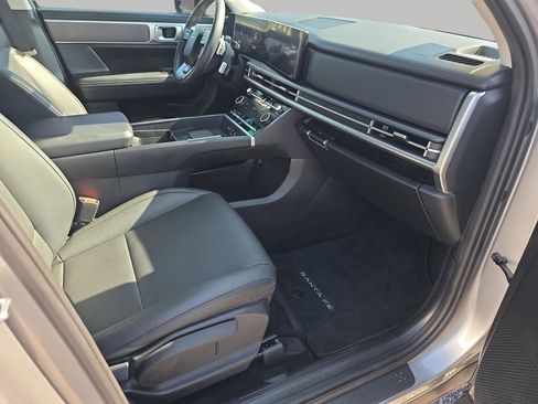 Used 2024 Hyundai Santa Fe SEL FWD image 31