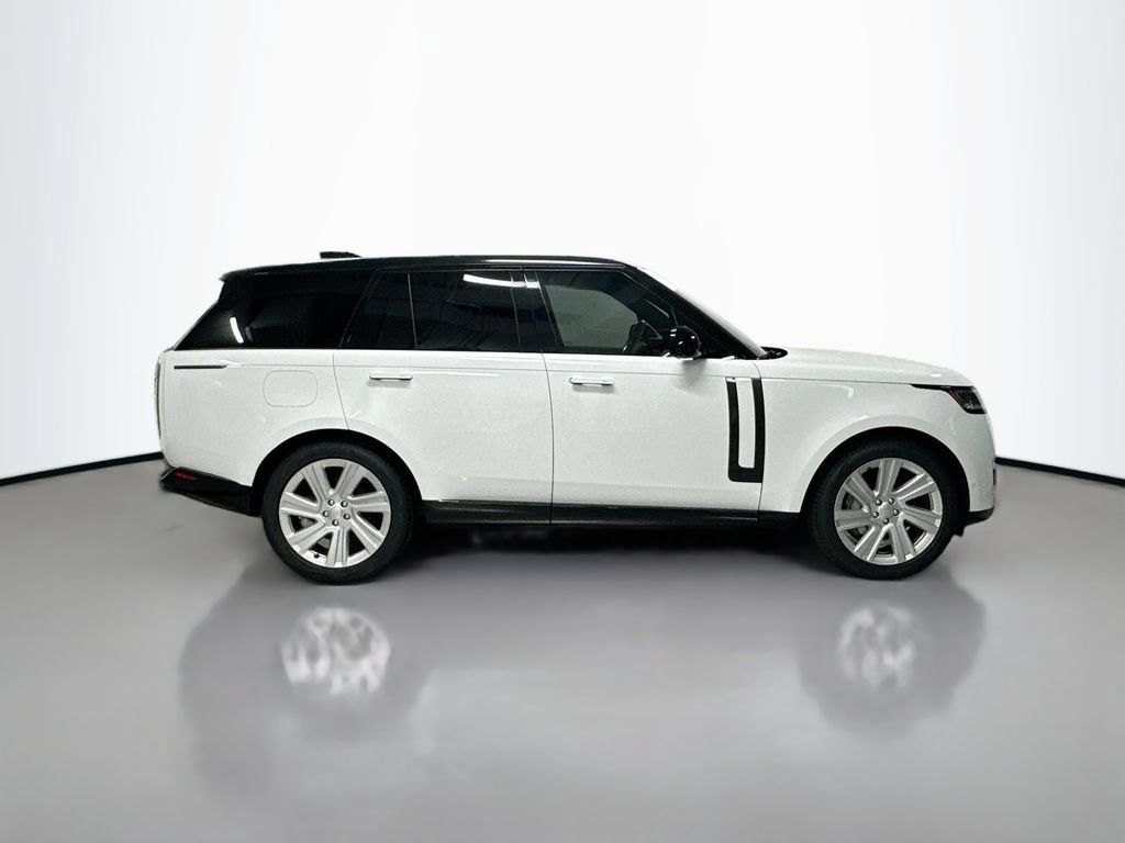 Used 2023 Land Rover Range Rover SE AWD/4WD image 8