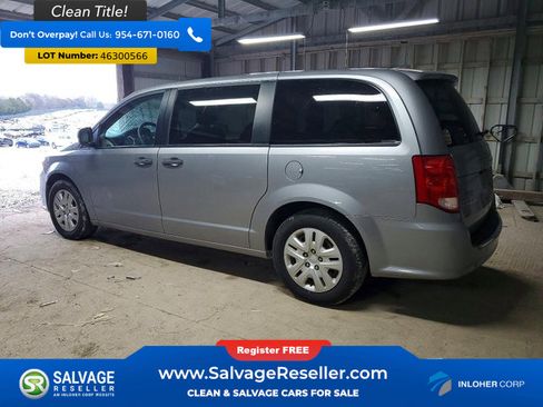 Used 2019 Dodge Grand Caravan SE w/ UConnect Hands-Free Group image 3