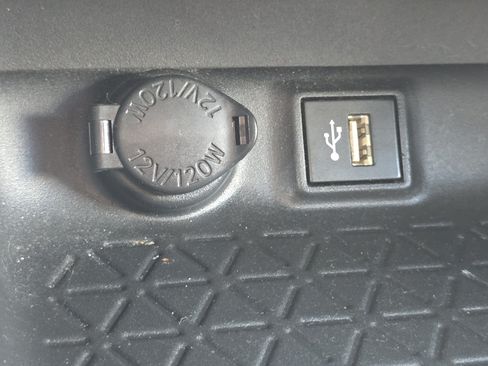 Certified 2023 Toyota RAV4 XLE AWD/4WD image 30