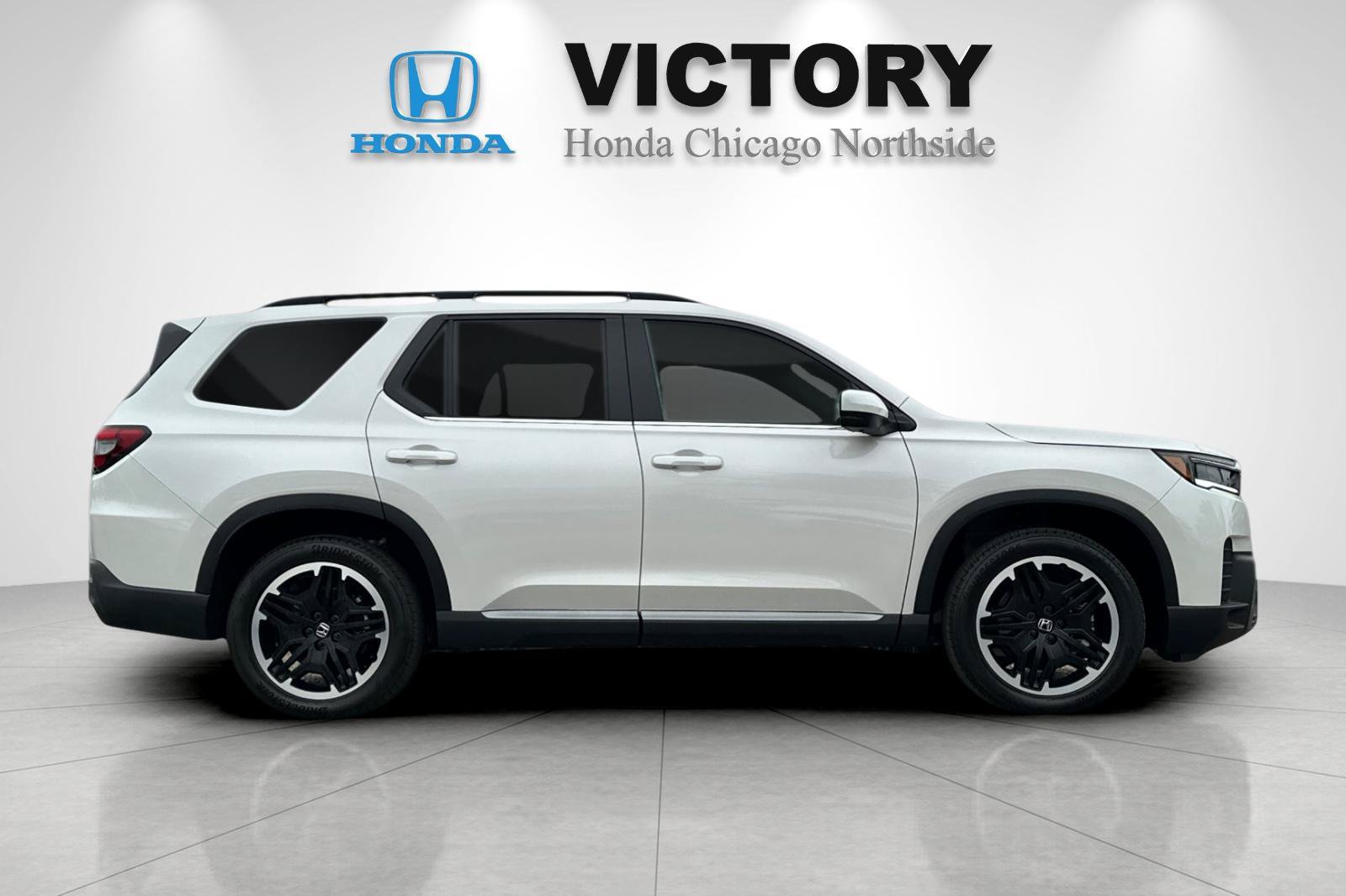 New 2026 Honda Pilot Touring image 6