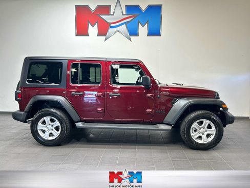 Used 2022 Jeep Wrangler Unlimited Sport AWD/4WD image 1