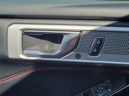 Used 2022 Ford Explorer ST-Line w/ Class IV Trailer Tow Package image 26