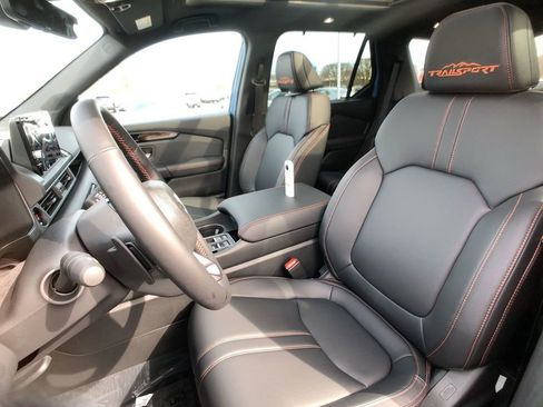 New 2025 Honda Pilot TrailSport image 12