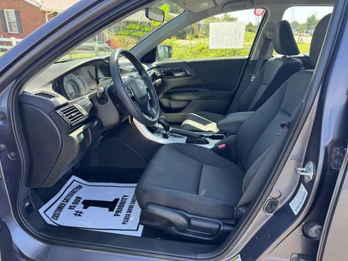 Used 2016 Honda Accord LX image 8