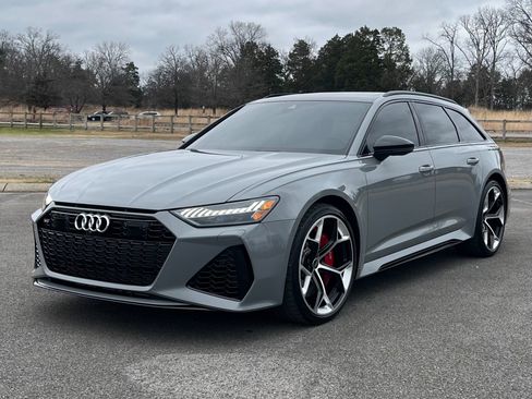 Used 2025 Audi RS 6 performance image 2