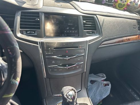 Used 2013 Lincoln MKS FWD image 12