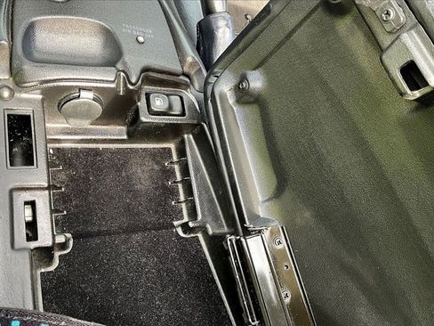 Used 2002 Chevrolet Corvette Convertible w/ Preferred Equipment Group2 image 25