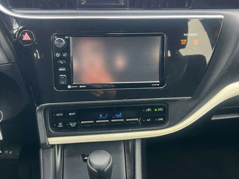 Used 2018 Toyota Corolla iM image 24