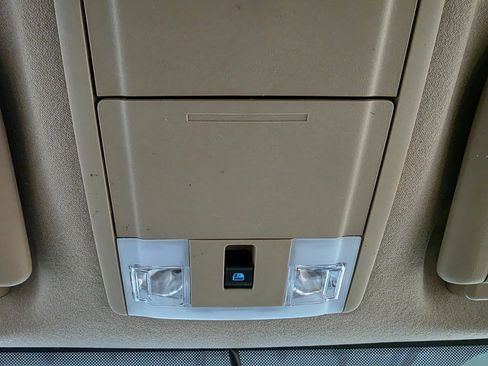 Used 2015 Ford F250 Lariat w/ Lariat Interior Package image 39