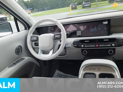 Used 2026 Hyundai Palisade SEL image 21