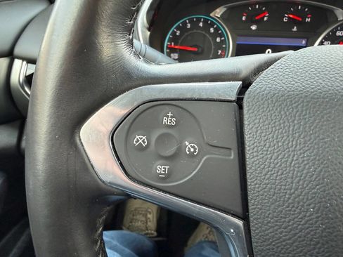 Used 2021 Chevrolet Traverse LT w/ LPO, Blackout Package image 25