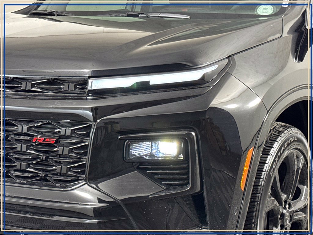 New 2027 Chevrolet Traverse RS AWD/4WD image 2