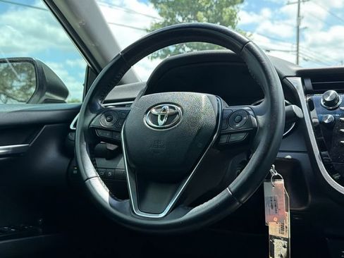 Certified 2018 Toyota Camry SE FWD image 36