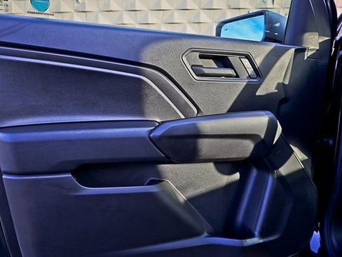 Used 2025 Chevrolet Colorado W/T w/ Advanced Trailering Package image 34