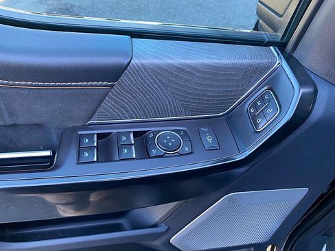 Certified 2022 Ford F150 Platinum w/ Equipment Group 701A High image 54